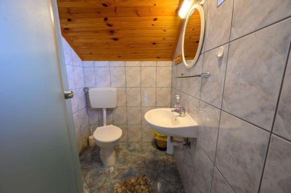 Guesthouse Mirko Hodak Селиште-Дрежничко Экстерьер фото