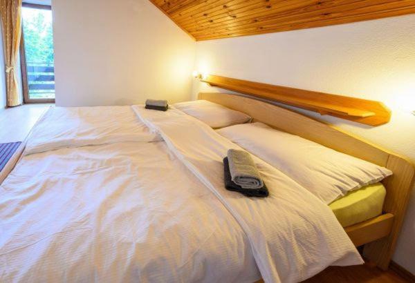 Guesthouse Mirko Hodak Селиште-Дрежничко Экстерьер фото
