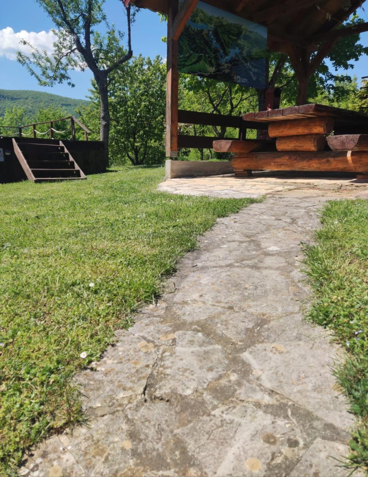 Guesthouse Mirko Hodak Селиште-Дрежничко Экстерьер фото